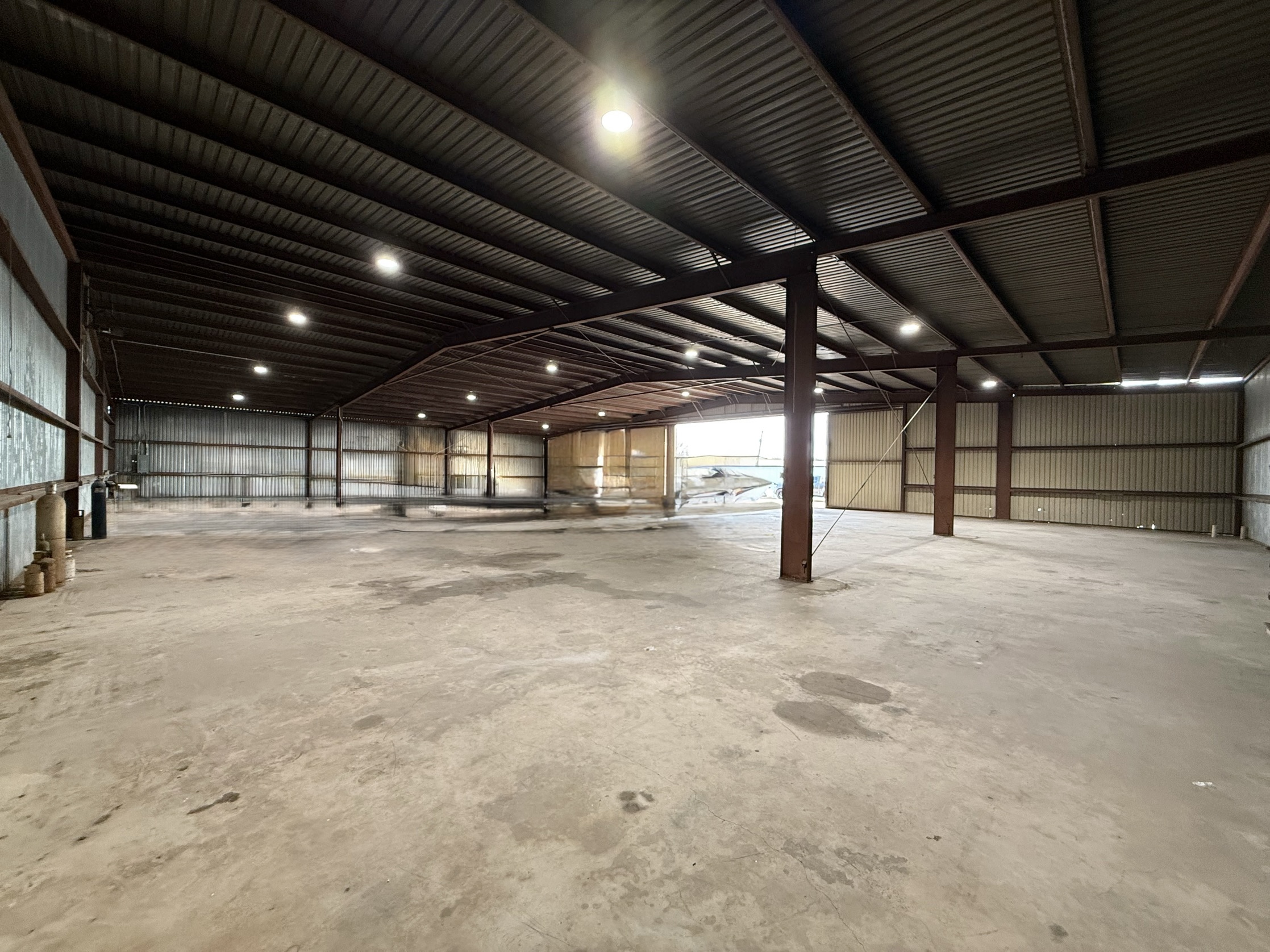 Hangar in 