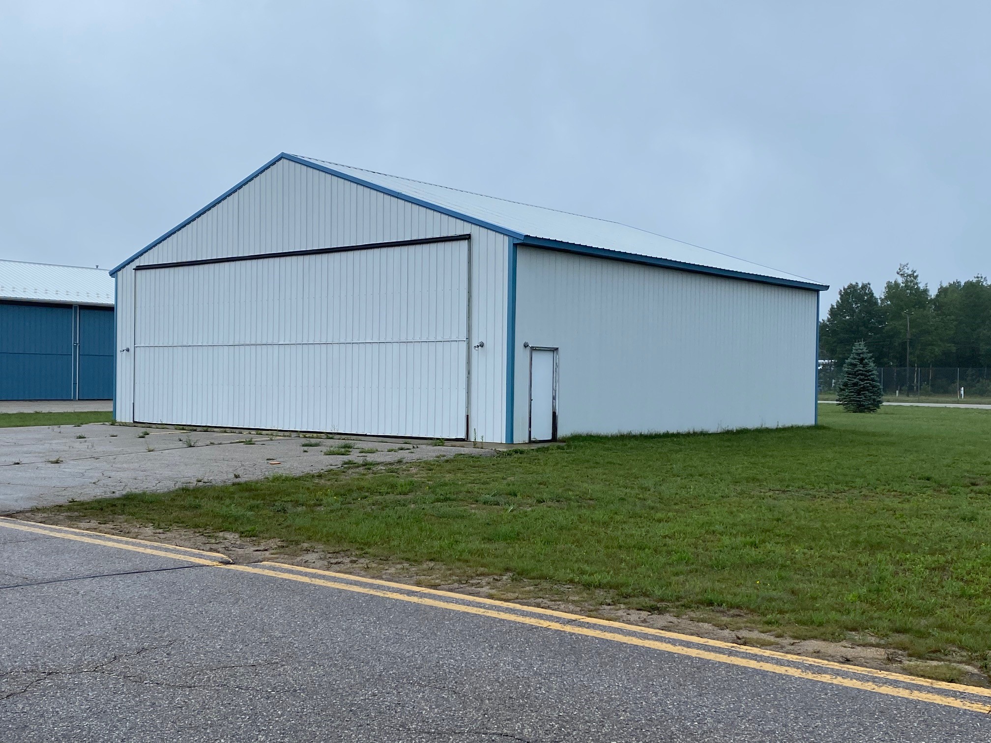 Hangar in ?