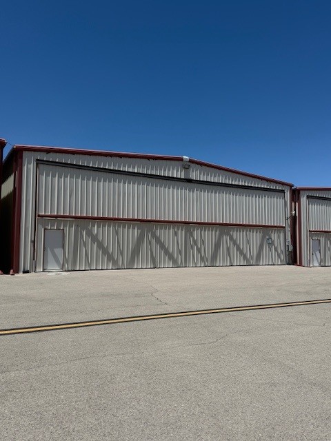 Hangar in ?