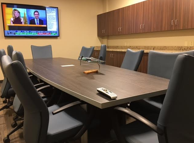 Lux_8-6-23_Bconf_Room_Capture.png