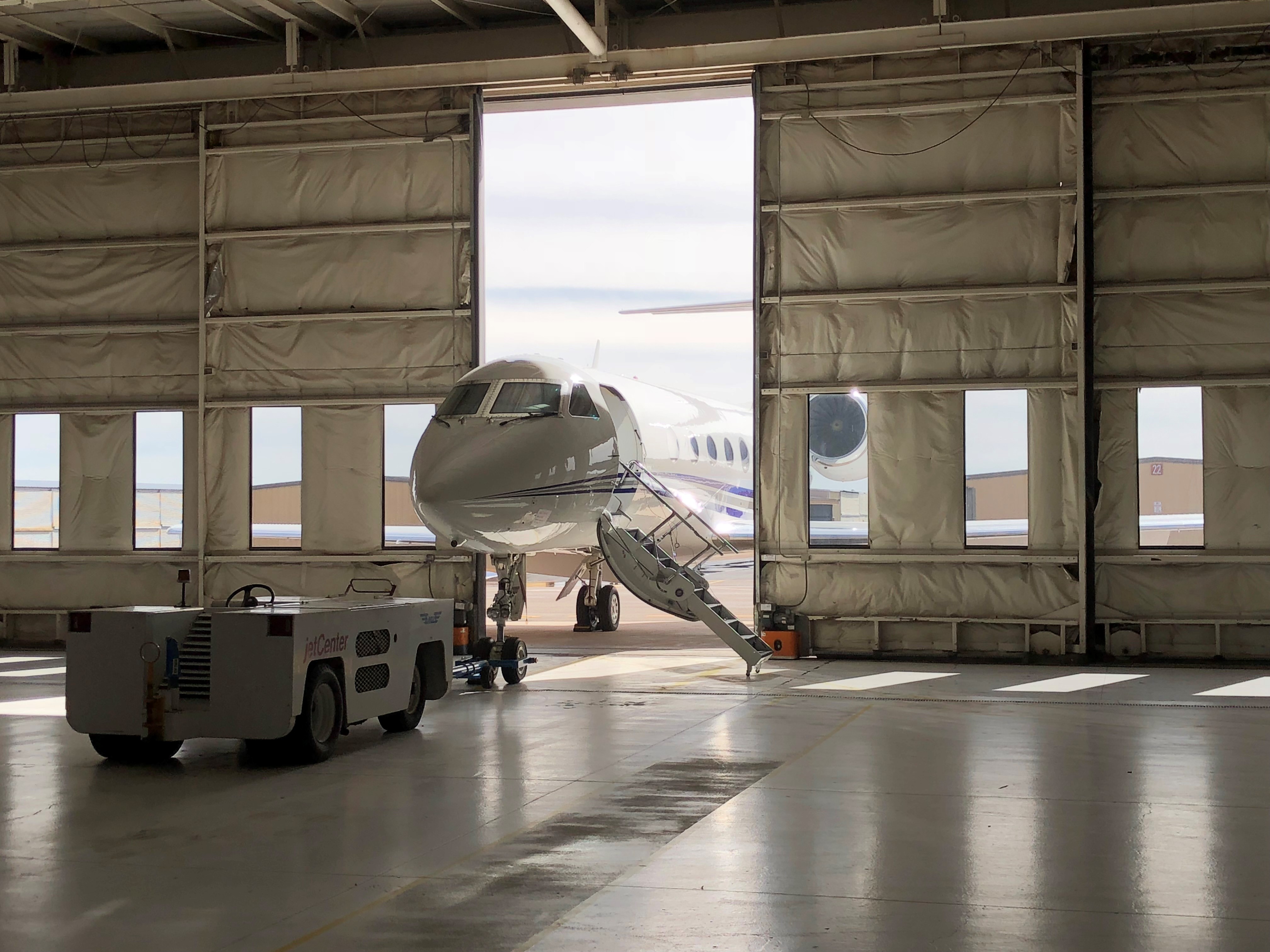 hangar_3_GIV.jpg