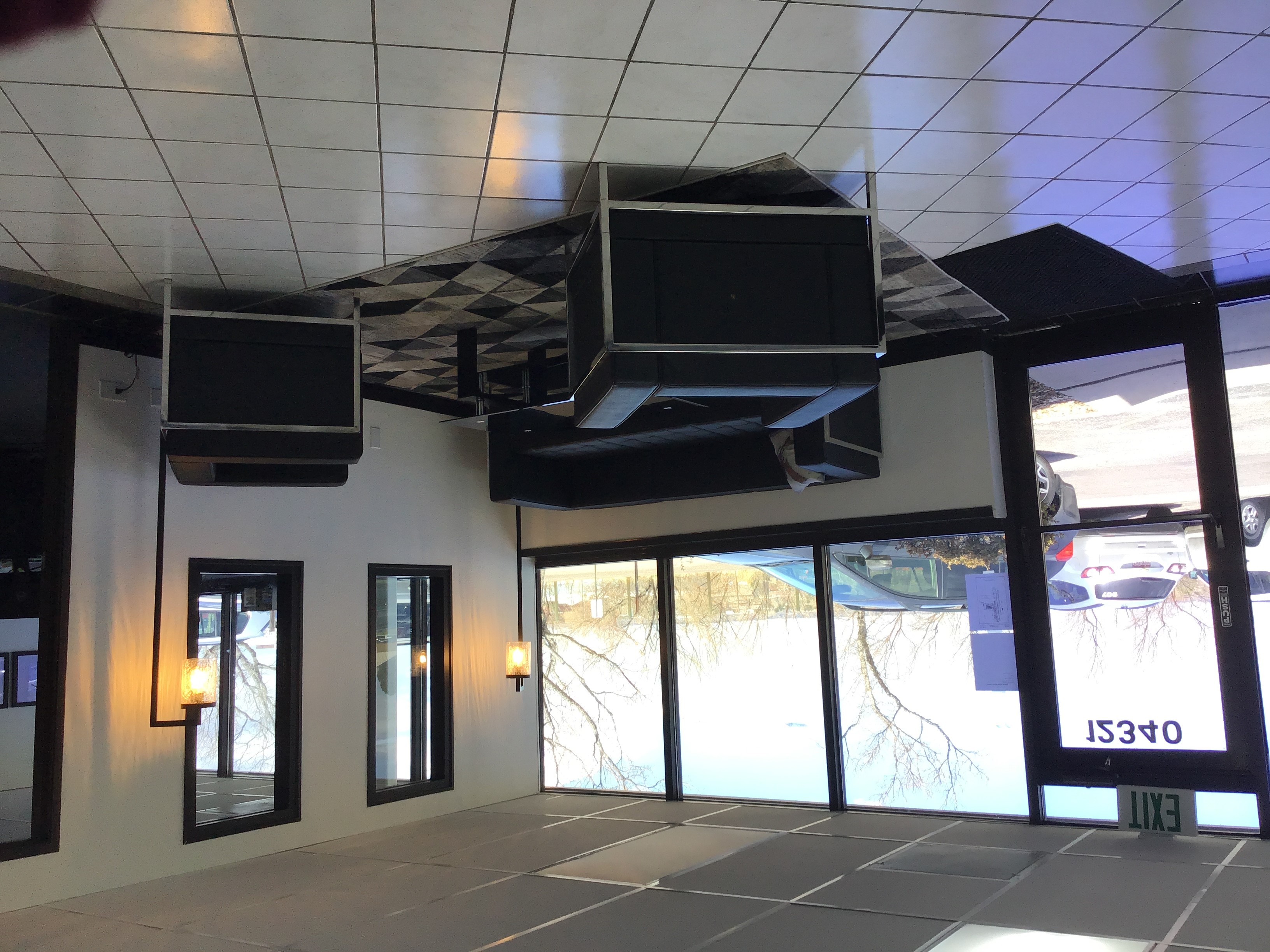 Hangar_C_office_lobby.jpg