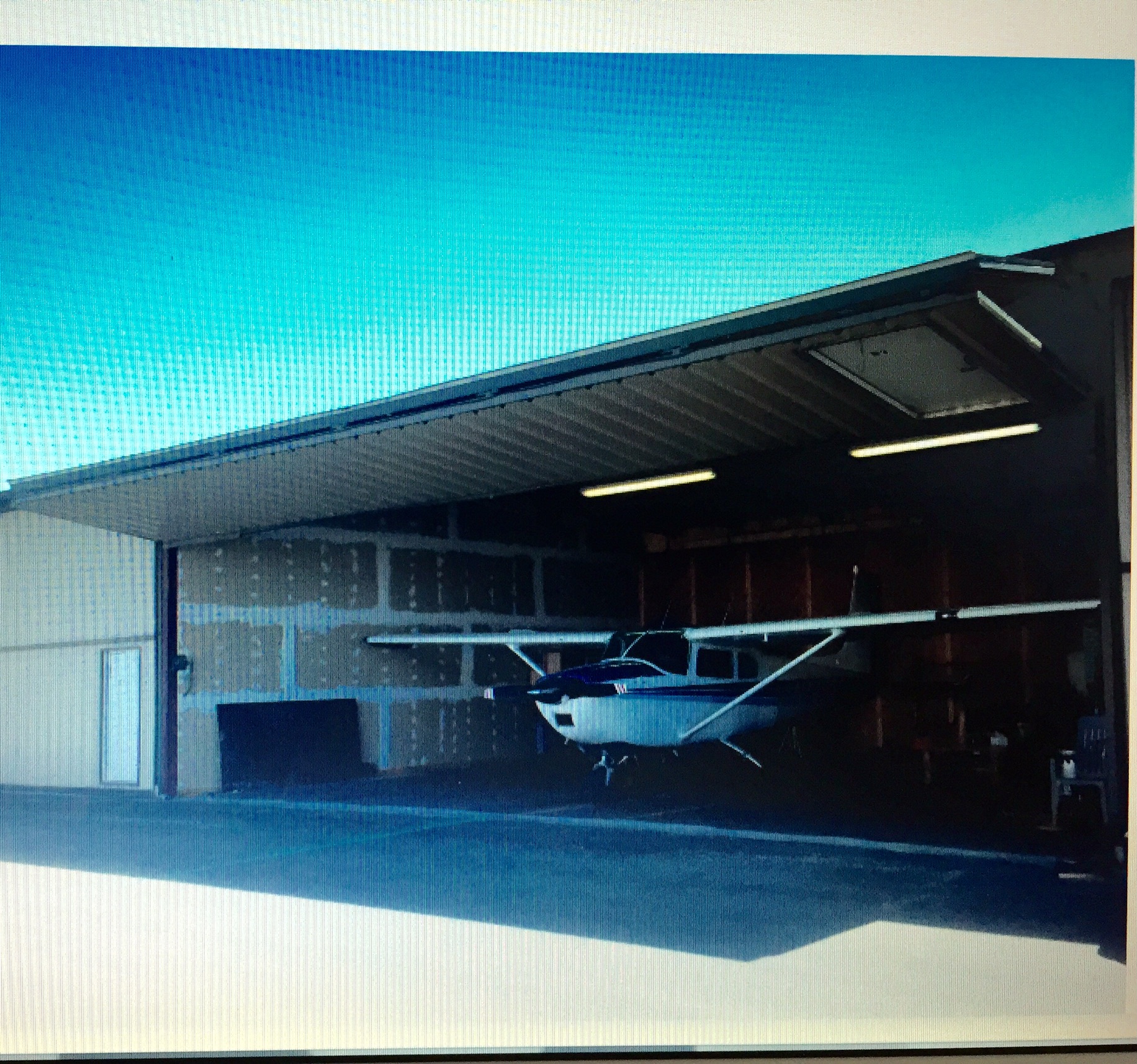 Hangar in i