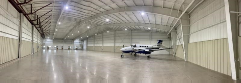 Hangar2.jpg