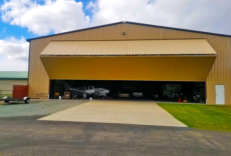 Hangar in m